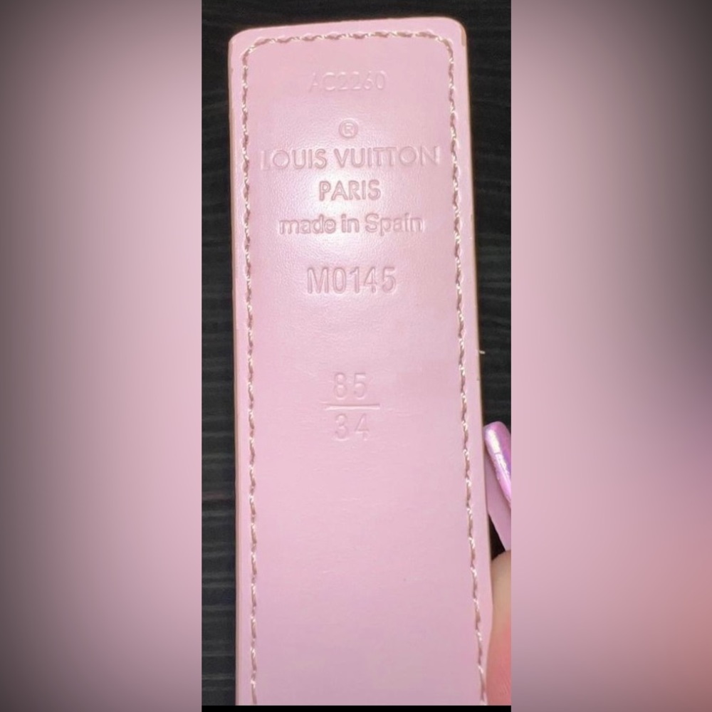 LV Initiales Reversible Belt, size 34” - Picture 7 of 7